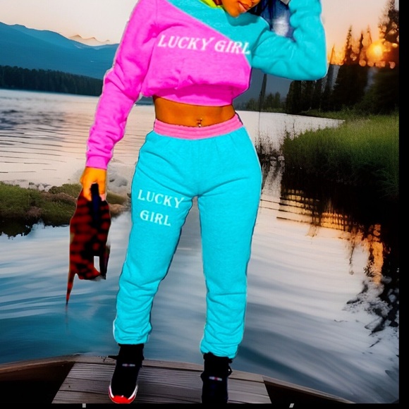 “LUCKY GIRL” Printed On Top & Bottoms Hooded Crop Sweatshirt & Joggers Outfit - Picture 1 of 7